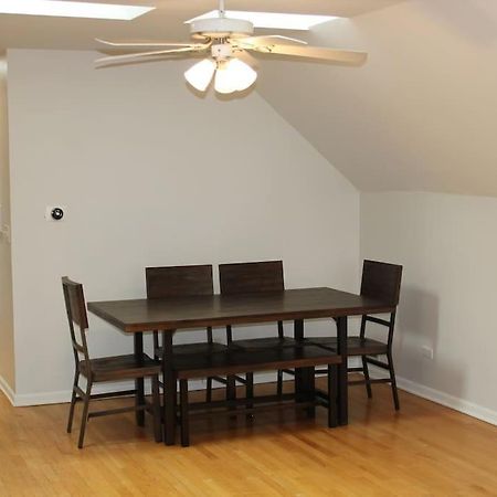 Lincoln Park Living - 3 Queen Beds - Sleeps 6 Chicago Exterior photo