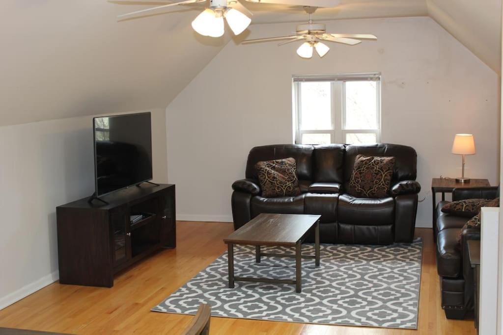 Lincoln Park Living - 3 Queen Beds - Sleeps 6 Chicago Exterior photo