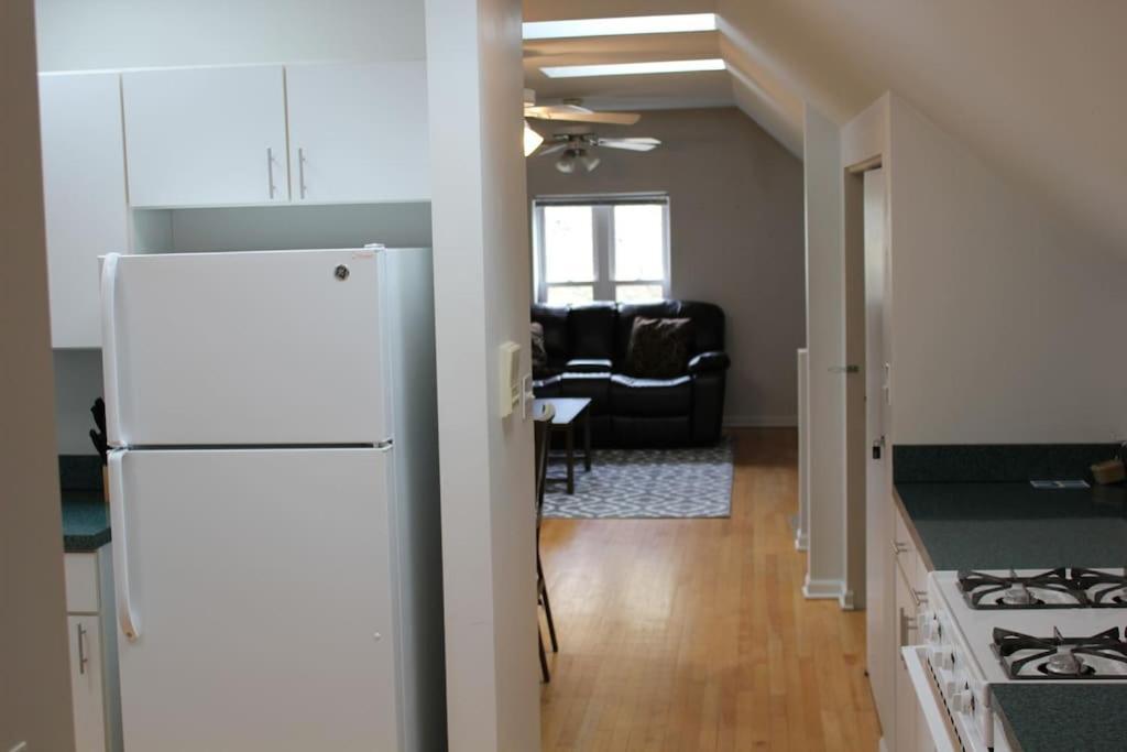 Lincoln Park Living - 3 Queen Beds - Sleeps 6 Chicago Exterior photo